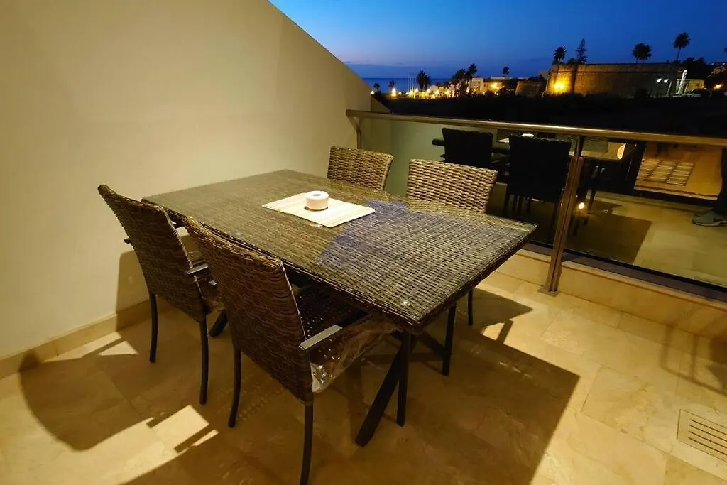 Puerto De La Duquesa, Beachfront Sea Views 500M To Beach And Duquesa Marina Manilva Spagna
