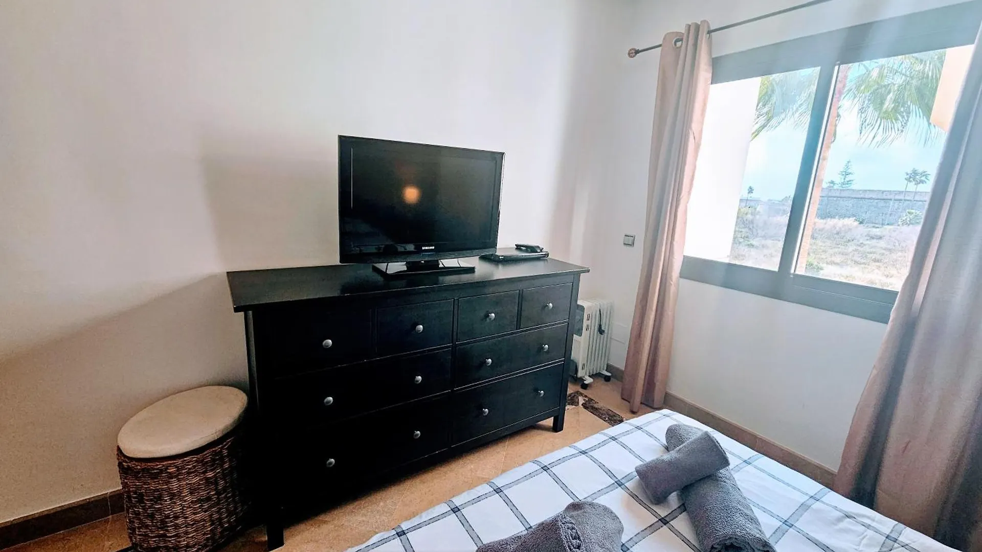 Appartement Puerto De La Duquesa, Beachfront Sea Views 500M To Beach And Duquesa Marina Manilva Espagne
