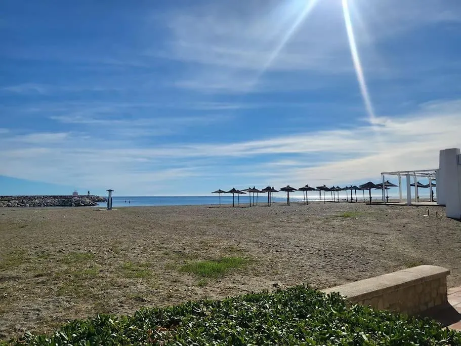 Puerto De La Duquesa, Beachfront Sea Views 500M To Beach And Duquesa Marina Manilva Appartement